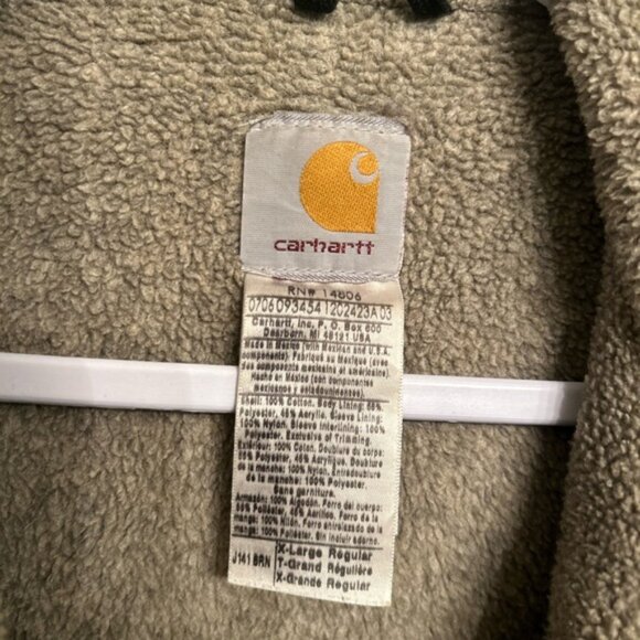 Distressed Hooded Carhart Lined Sherpa Work Jacket - Picture 3 of 12